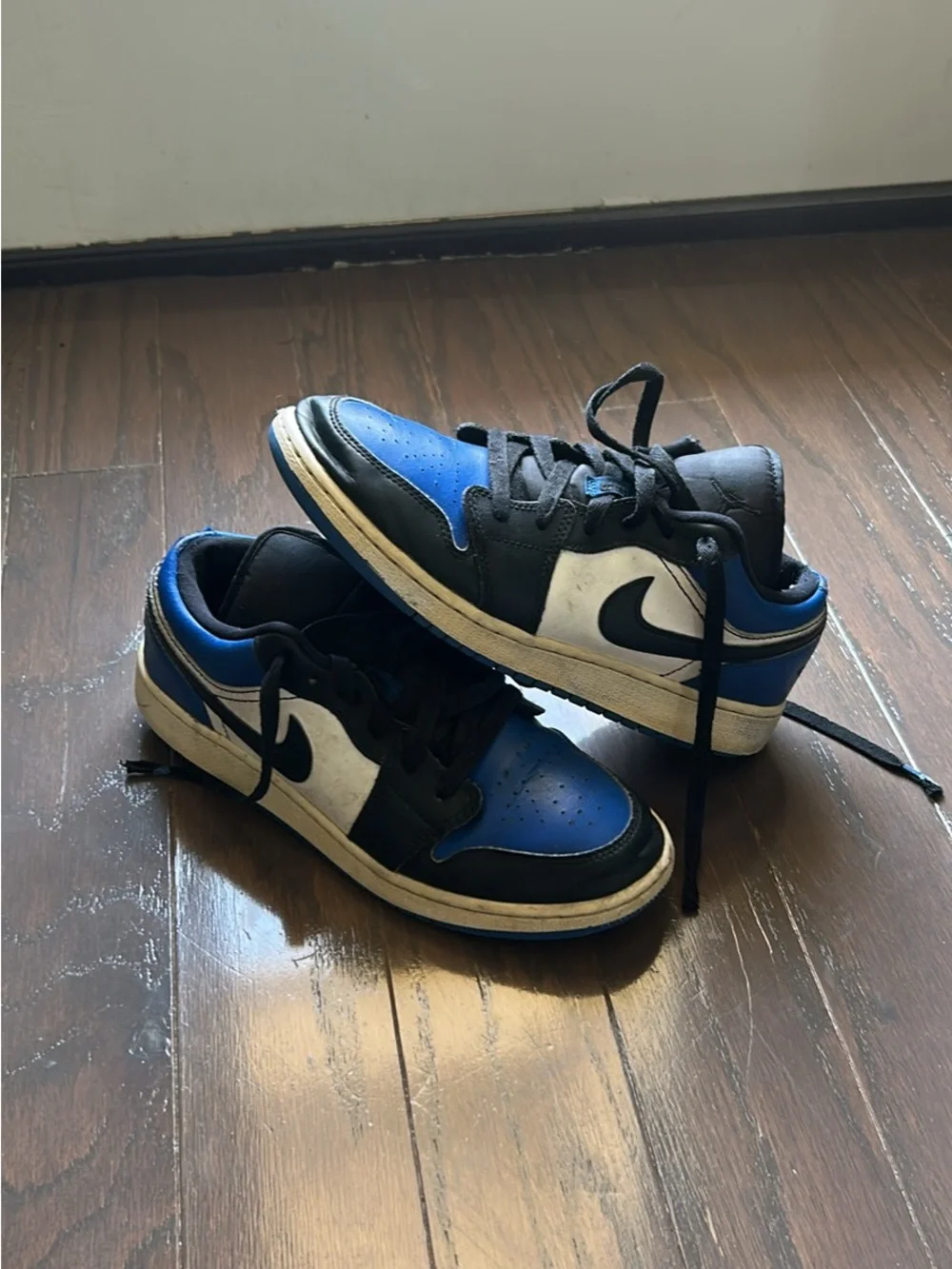 Nike Air Jordan 1 Low in White, Black & Blue